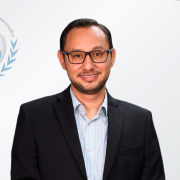 Foto de perfil del director de la ERI.